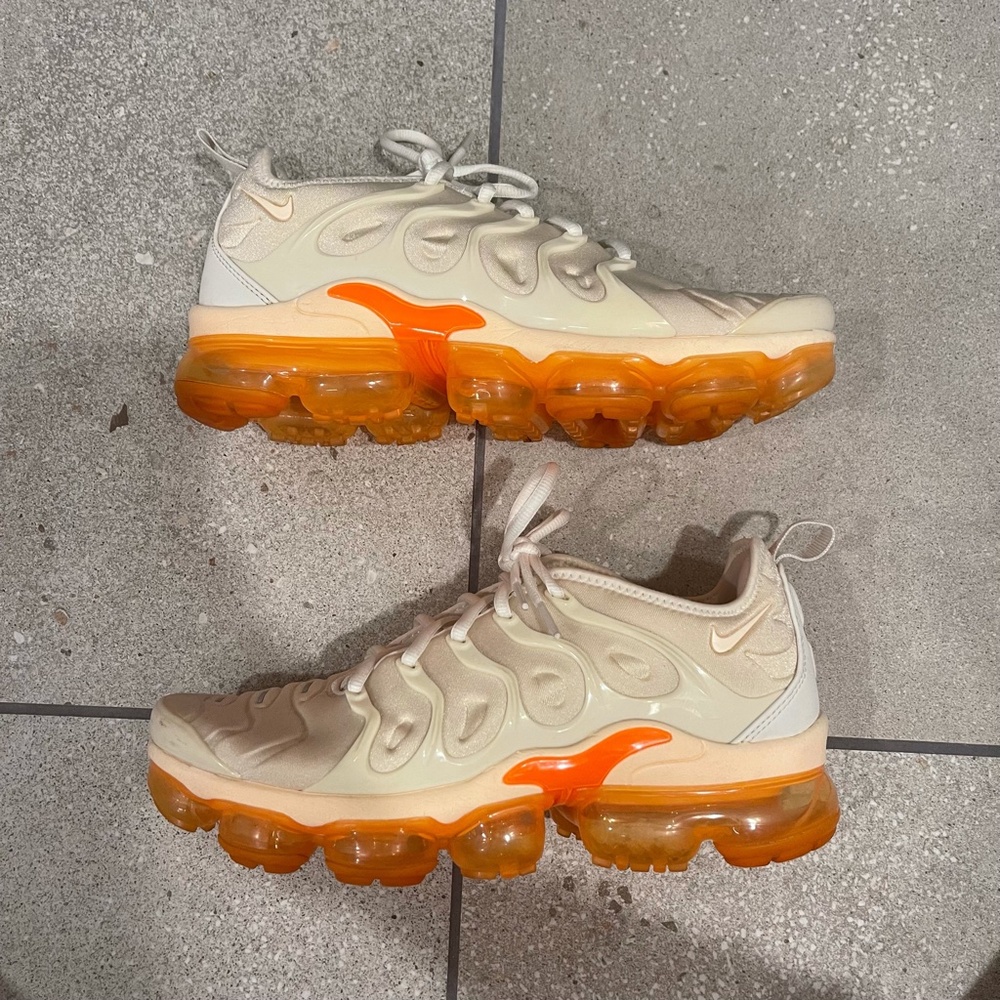 Nike Air Vapormax Plus Creamsicle
